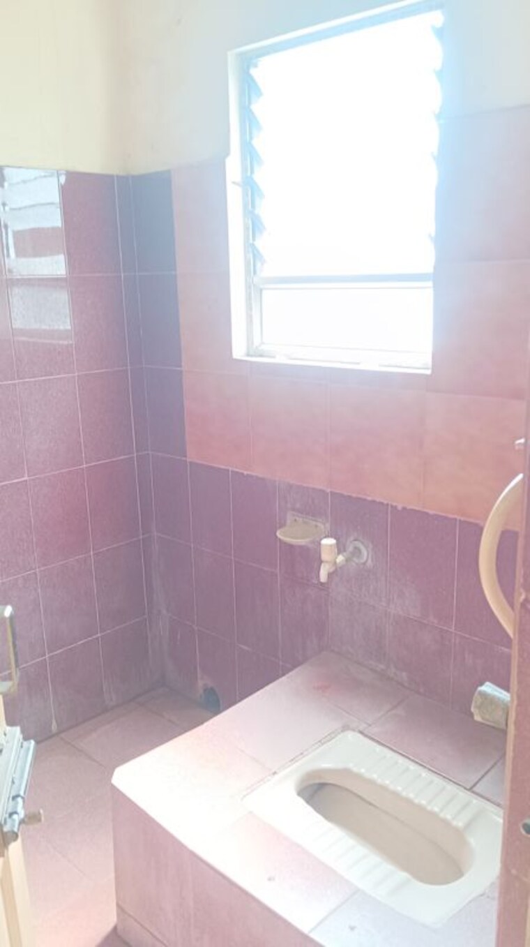 Bathroom, paltan bazaar 1 Bedroom 480 Sq.Ft. Villa In Paltan Bazaar Guwahati 9447495