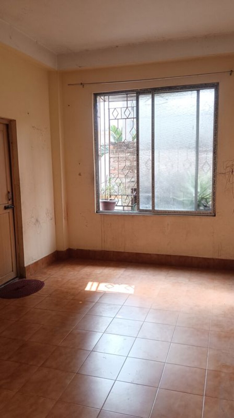 Room, paltan bazaar 1 Bedroom 480 Sq.Ft. Villa In Paltan Bazaar Guwahati 9447495