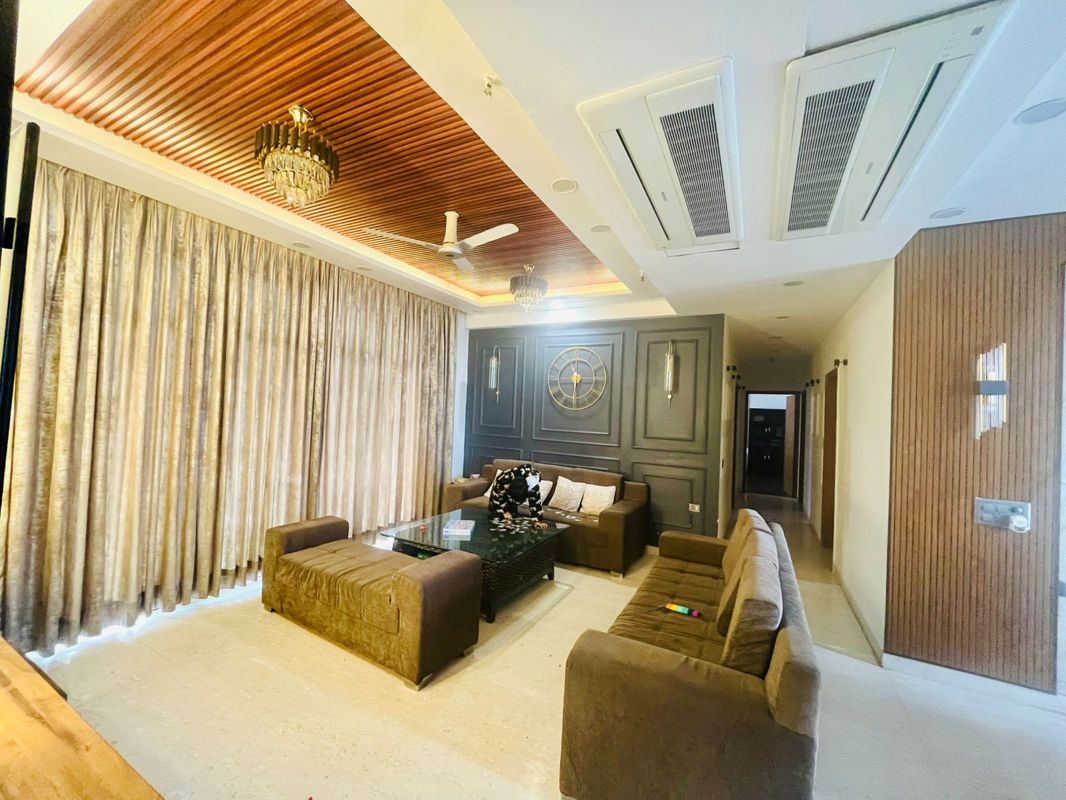4 BHK + Servant Room Apartment For Rent in SS The Leaf