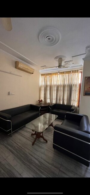 Team Area in 4 BHK Apartment at Sector 51 – for Sale