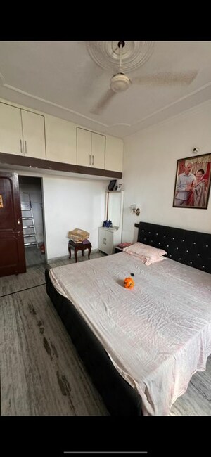 Bedroom in 4 BHK Apartment at Sector 51 – for Sale