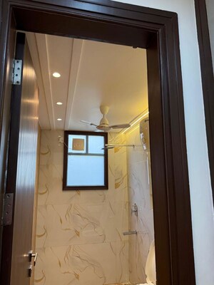 Bathroom in 3 BHK Apartment at Tata Primanti-Tower Residences, Sector 72 – for Sale