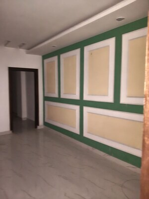 Living Room in 3 BHK Builder Floor at Sector 73 – for Rent