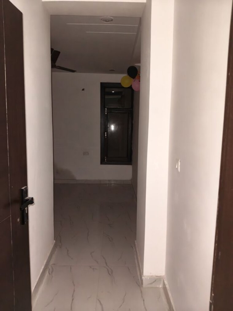 undefined, sector 73 3 Bedroom 1550 Sq.Ft. Builder Floor In Sector 73 Noida 10258784