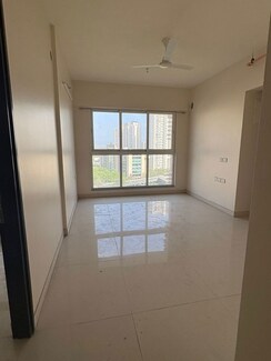 1.5 BHK + Extra Room Apartment For Rent in Sheth Avante