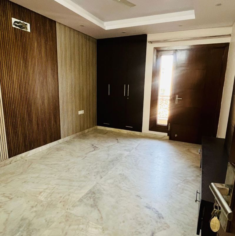 3 BHK + Pooja Room Builder Floor For Rent in South Extension I