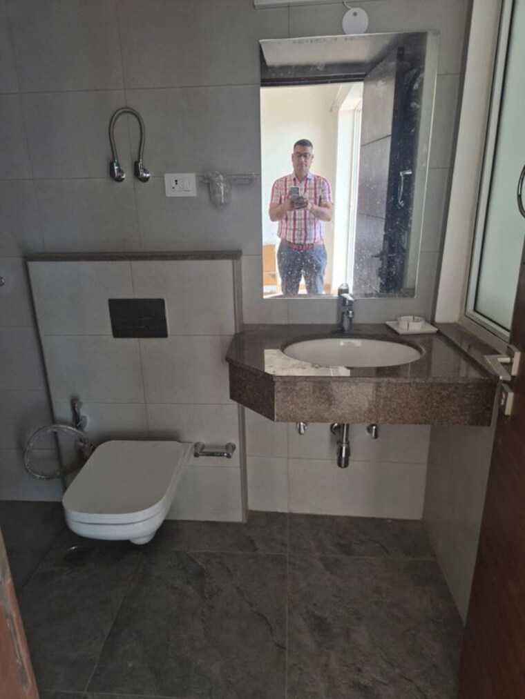 Bathroom, godrej-meridien 2 Bedroom 1366 Sq.Ft. Apartment In Sector 106 Gurgaon 10258860