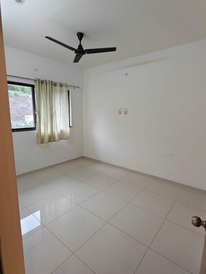 2 BHK Apartment For Rent in Shapoorji Pallonji Vanaha Verdant, Bavdhan