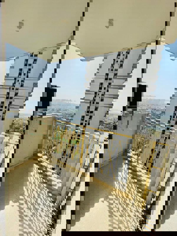 3.5 BHK + Pooja Room 1999 Sq.Ft. Apartment in Pareena Micasa