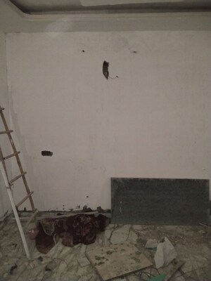 Furnished Amenities in 1.5 BHK Apartment at Malviya Nagar – for Sale