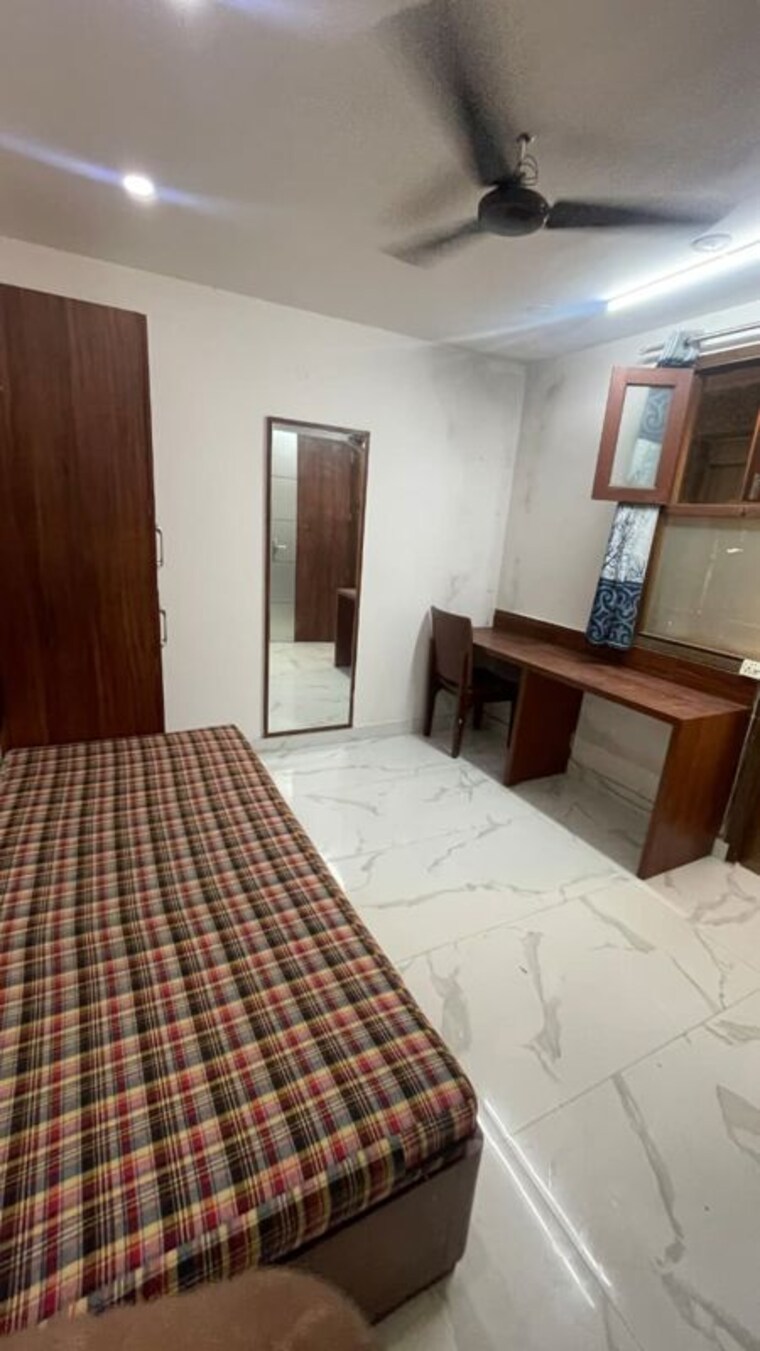 Bedroom, hajipur 3 Bedroom 1241 Sq.Ft. Builder Floor In Hajipur Noida 10259078