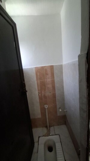 Bathroom in 1 BHK Apartment at Sector 10 Greater Noida – for Sale