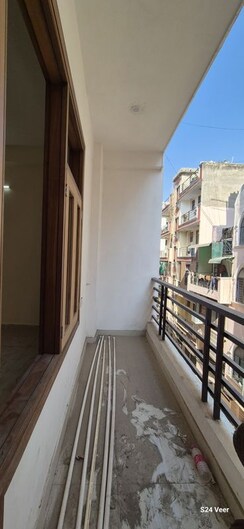 1 BHK + Pooja Room Apartment For Rent in Palm Residency Chhatarpur
