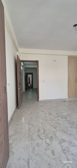 Building Lobby in 1 BHK Apartment at Palm Residency Chhatarpur, Chattarpur – for Rent