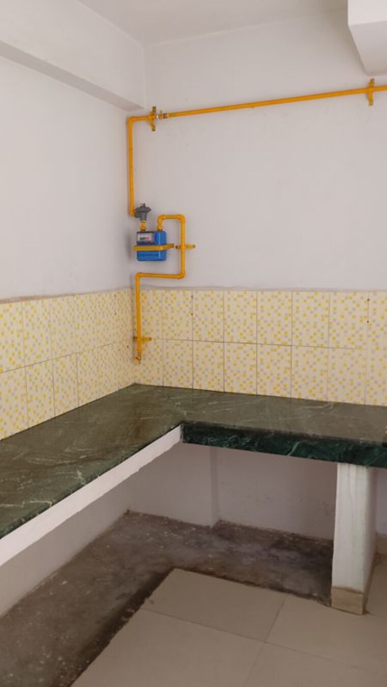 Kitchen, zara-aavaas 2 Bedroom 550 Sq.Ft. Apartment In Sector 104 Gurgaon 10259249