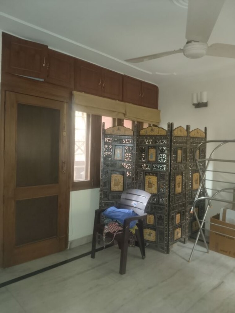 Living Room, sarita vihar 2 Bedroom 1500 Sq.Ft. Apartment In Sarita Vihar Delhi 10259252