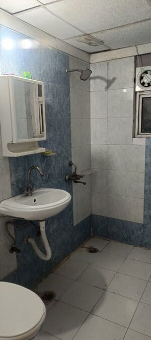 Bathroom in 2.5 BHK Apartment at Gardenia Gateway, Sector 75 – for Rent