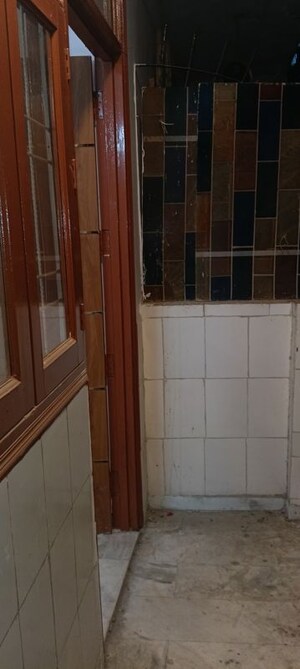 Bathroom in 1.5 BHK Builder Floor at Malviya Nagar – for Sale