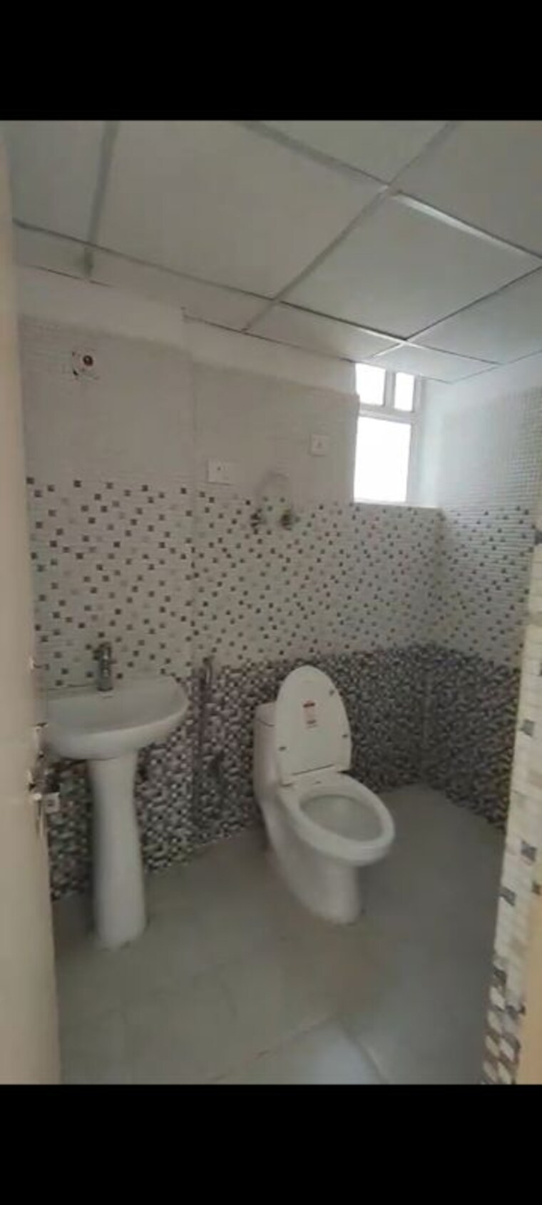 Bathroom, mehak-jeevan 2 Bedroom 852 Sq.Ft. Apartment In Raj Nagar Extension Ghaziabad 10259496