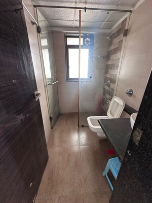 Bathroom in 3.5 BHK Apartment at Chembur – for Rent