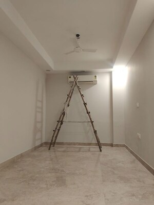 Room in 4 BHK Builder Floor at East Of Kailash – for Rent