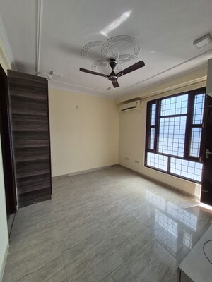 Bedroom in 3 BHK Builder Floor at Saket – for Rent