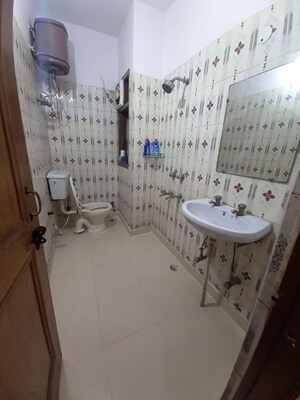 Bathroom in 1 BHK Builder Floor at Dayanand Colony – for Rent
