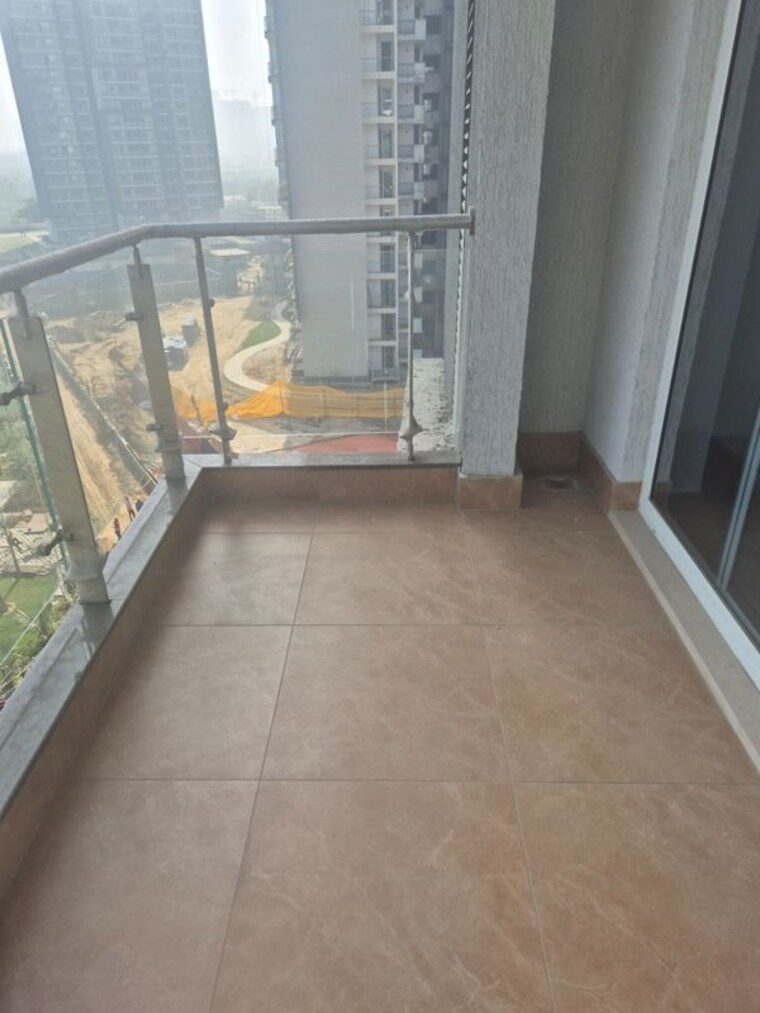 Balcony, godrej-meridien 4 Bedroom 2720 Sq.Ft. Apartment In Sector 106 Gurgaon 10259623