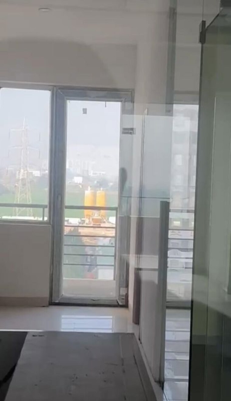 Exterior View, uptown-insignia Commercial Office Space 500 Sq.Ft. In International Airport Road Zirakpur 10258830