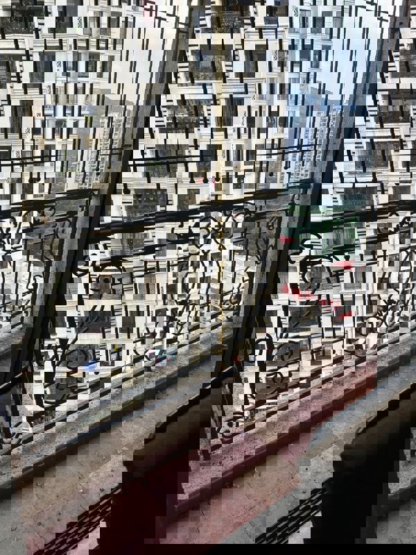 3 BHK 1500 Sq.Ft. Apartment in Lake Primrose