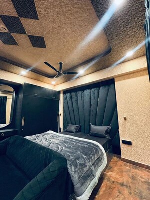 Master Bedroom in 3 BHK Apartment at Gomti Nagar – for Rent