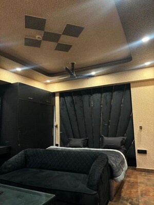 Master Bedroom in 3 BHK Apartment at Gomti Nagar – for Rent