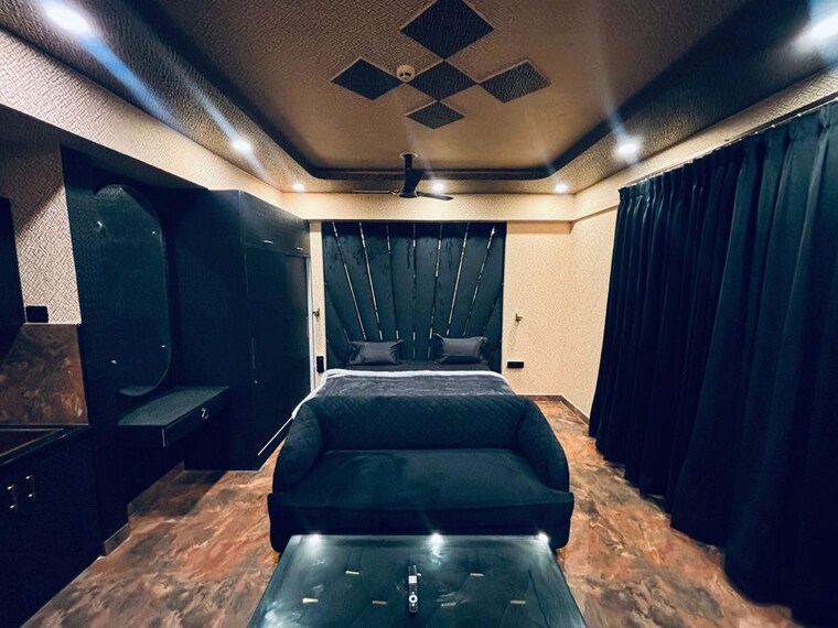 Master Bedroom, gomti nagar 3 Bedroom 2200 Sq.Ft. Apartment In Gomti Nagar Lucknow 10259678