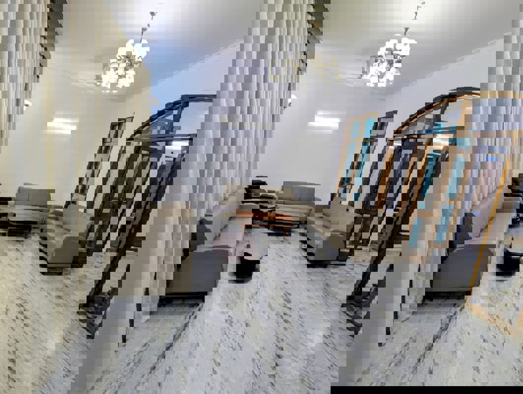 3 BHK 250 Sq.Yd. Apartment in SRS Pearl Heights