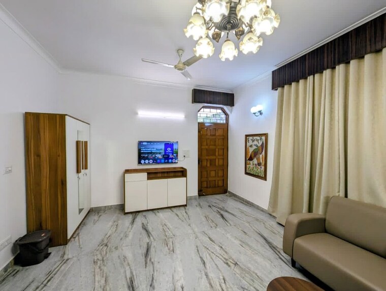 Bedroom, srs-pearl-heights 3 Bedroom 250 Sq.Yd. Apartment In Sector 87 Faridabad 10259549