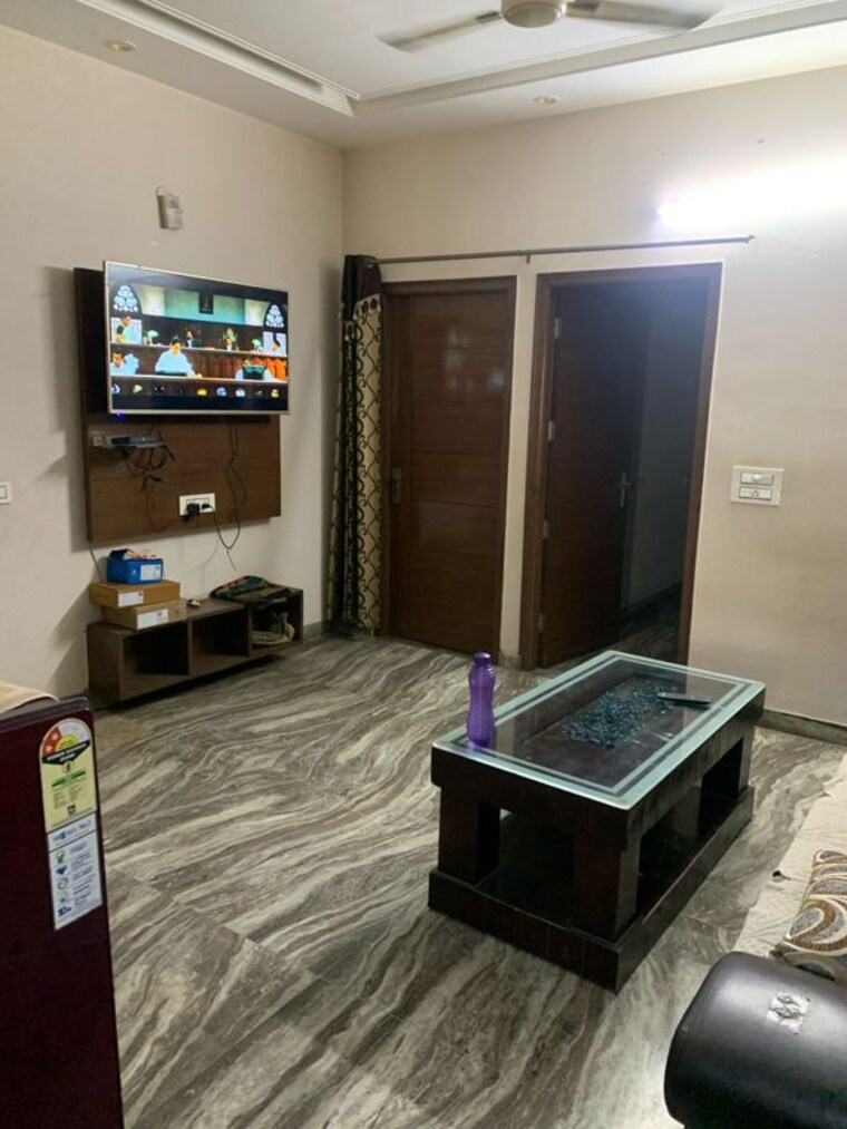 Bedroom, guru-nanak-enclave 3 Bedroom 900 Sq.Ft. Builder Floor In Dhakoli Zirakpur 10259688