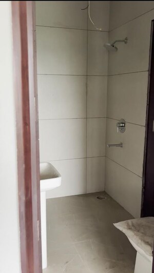 Bathroom in 3 BHK Builder Floor at Fidato Honour Homes, Sector 89 – for Rent