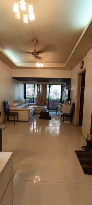 2 BHK Apartment For Rent in Sagar Avenue, Santacruz East
