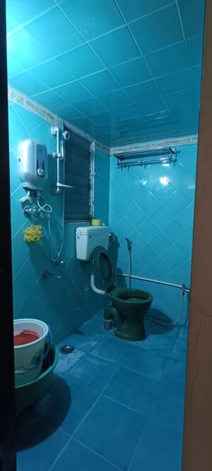 Team Area in 2 BHK Apartment at Sagar Avenue, Santacruz East – for Rent