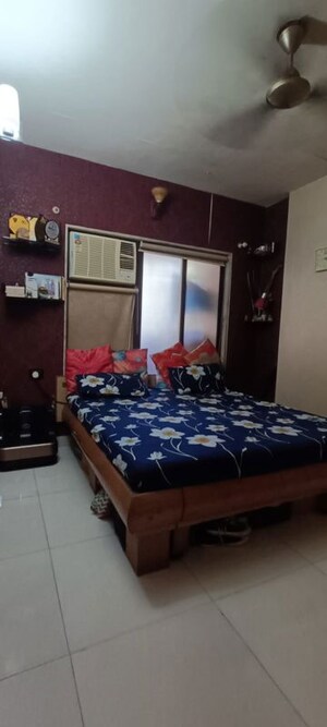 Bedroom in 2 BHK Apartment at Sagar Avenue, Santacruz East – for Rent