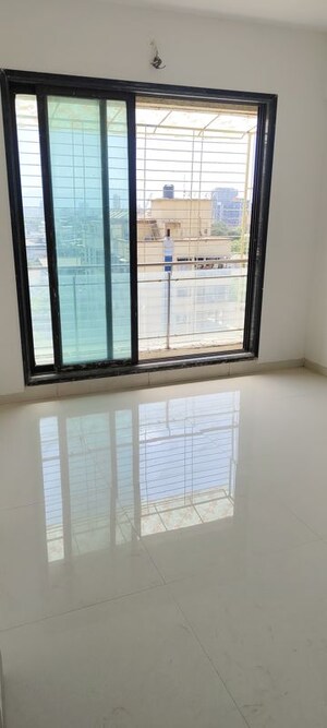 Room in 2 BHK Apartment at Balaram Sadan, Dombivli East – for Rent