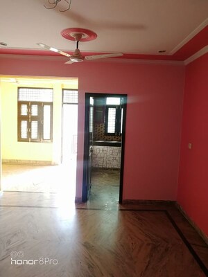 Room in 3 BHK Builder Floor at Sai Kunj New Palam  vihar, New Palam Vihar Phase 3 – for Rent