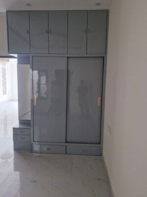 Room in 1 BHK Apartment at Aundh Gaon – for Rent