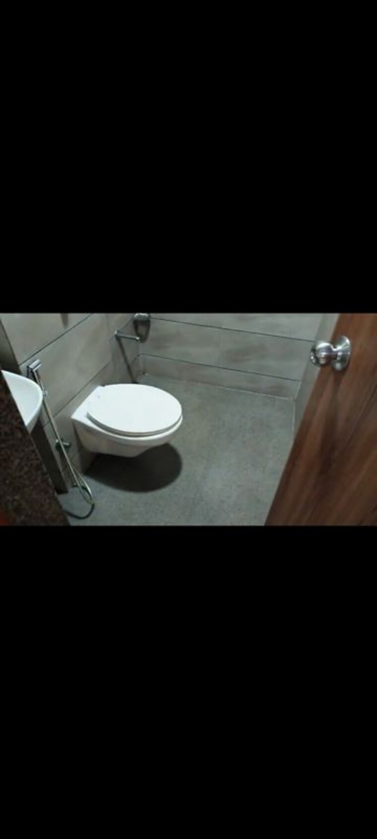 Bathroom, gala-luxuria 3 Bedroom 1300 Sq.Ft. Apartment In South Bopal Ahmedabad 10260001