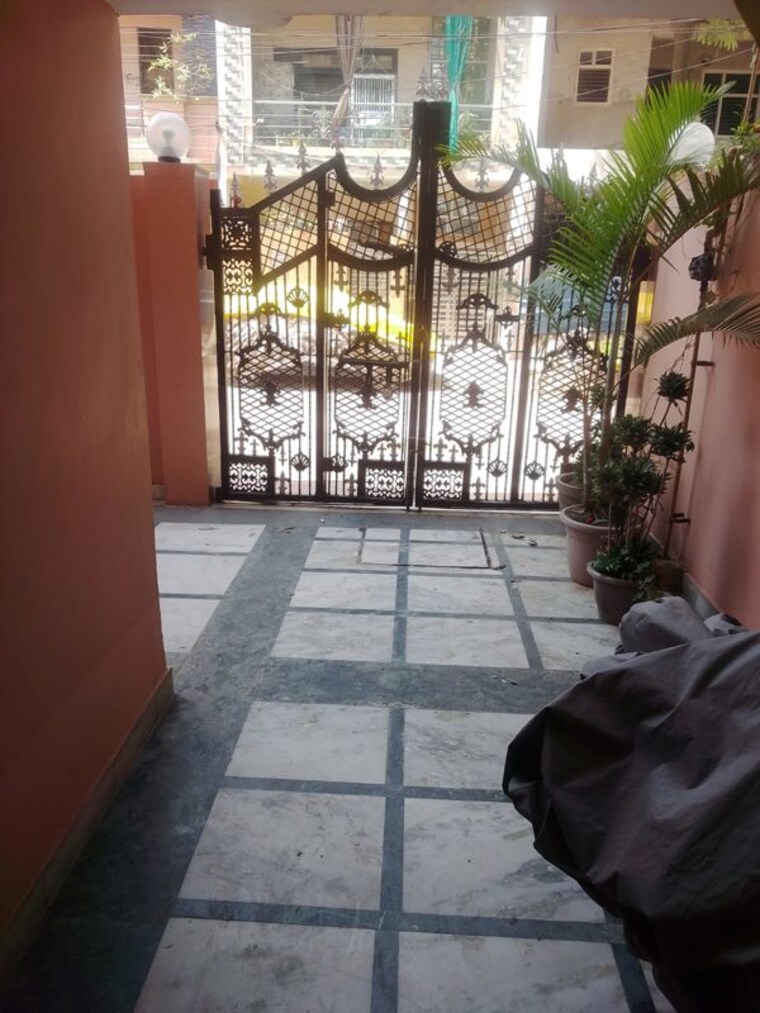 Balcony, bharti-apartments 3 Bedroom 1000 Sq.Ft. Builder Floor In Shakti Khand iv Ghaziabad 10260111