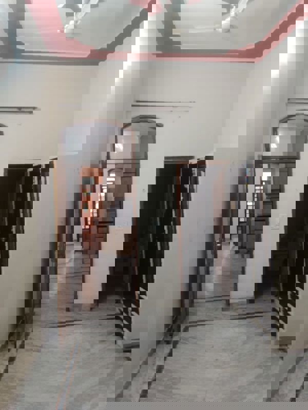 3 BHK 1000 Sq.Ft. Builder Floor in Bharti Apartments