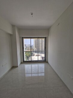 2 BHK Apartment For Rent in JP Eminence