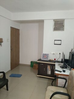1 BHK Builder Floor For Sale in Dheyasiddhi Apartment