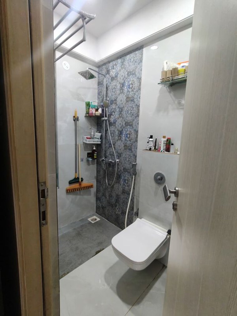 Bathroom, ultra-space-insignia 3 Bedroom 1200 Sq.Ft. Apartment In Kalina Mumbai 10260202