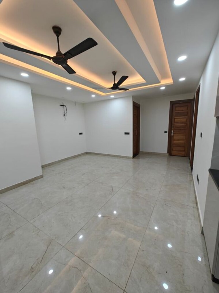 Kitchen, sector 55 3 Bedroom 2000 Sq.Ft. Builder Floor In Sector 55 Gurgaon 10260244